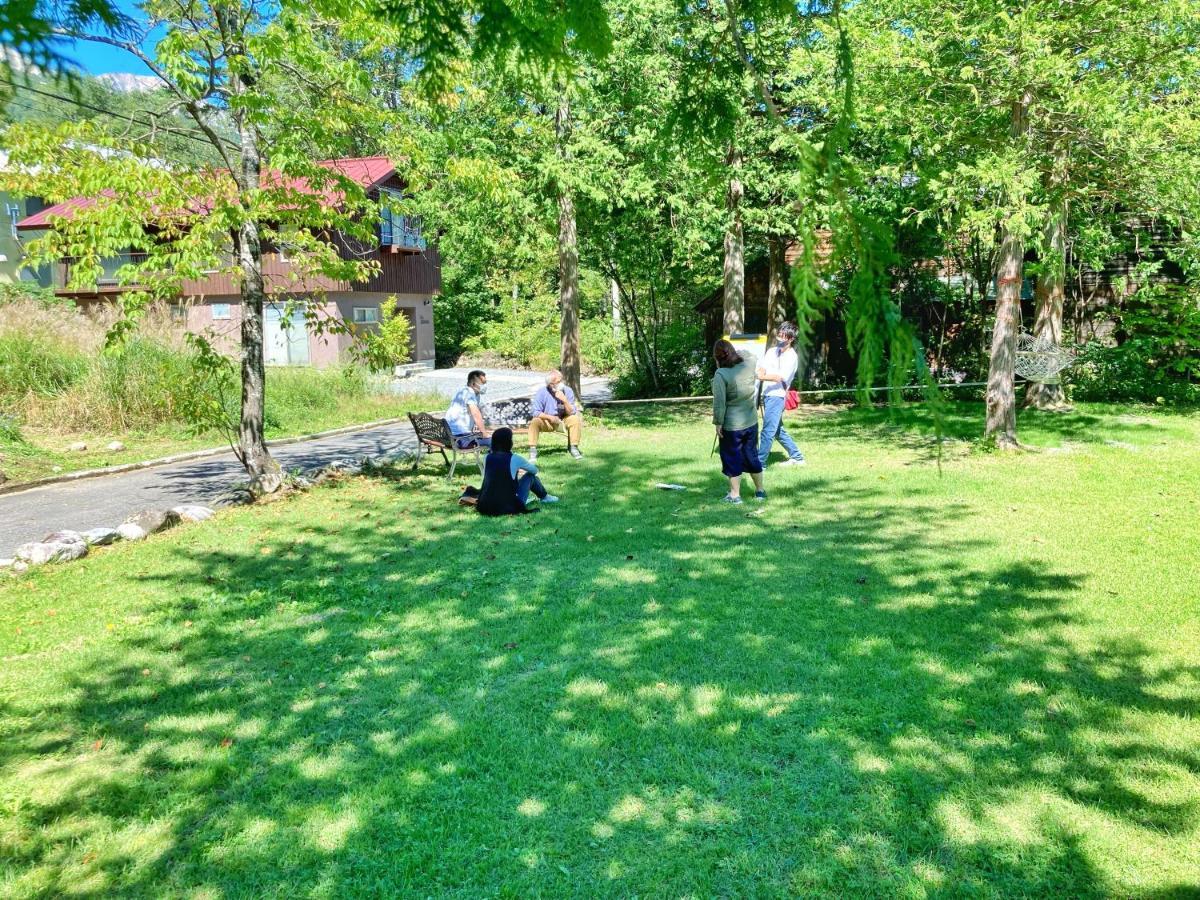 Nomad Hakuba Panzió Kültér fotó